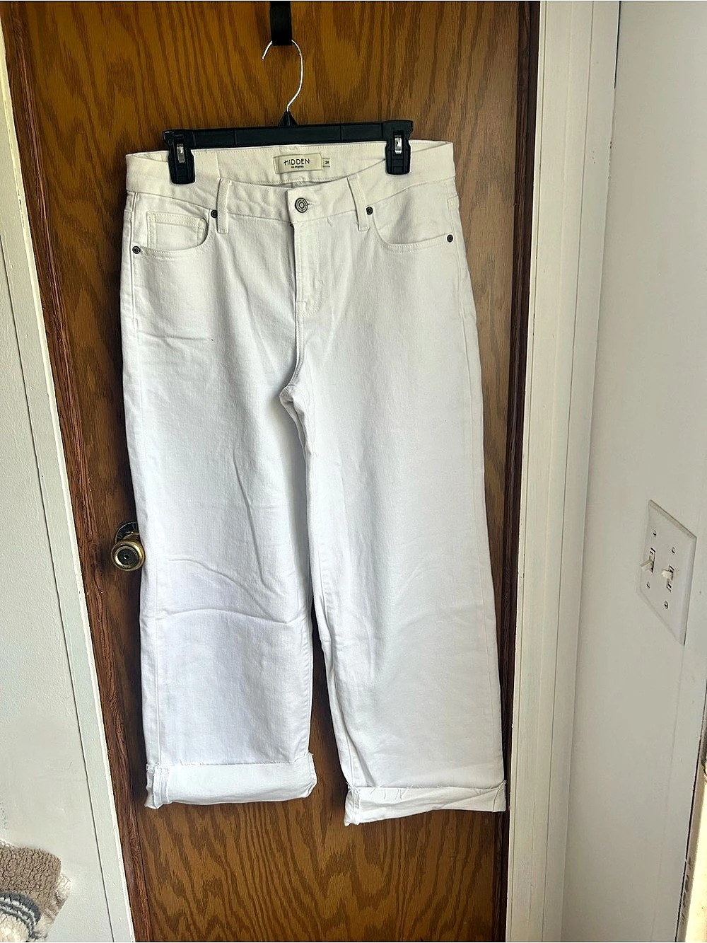 HIDDEN Los Angeles Straight Leg Jeans in White Waist 29 Like New